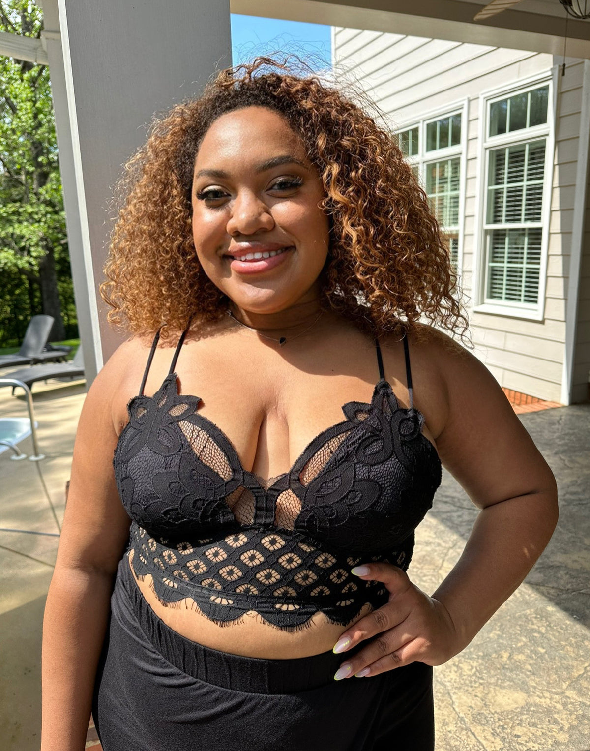 CROCHET LACE BRALETTE WITH BRA PADS BLACK – Outfitter Boutique