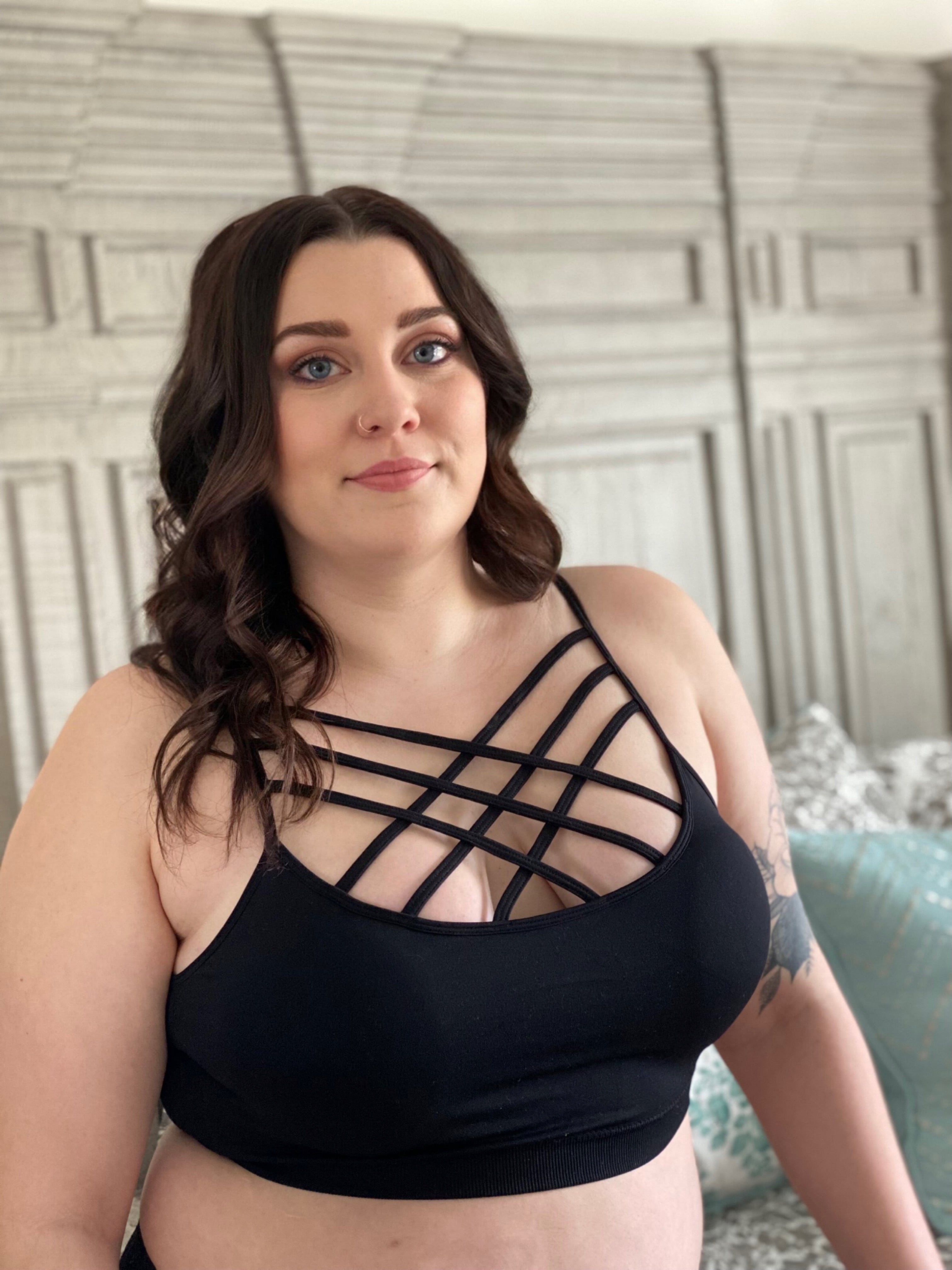 Seamless Triple Criss-Cross Bralette with Pads
